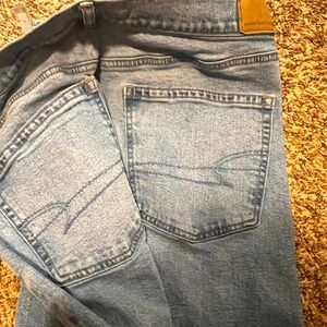 AE Strigid High-Waisted Stovepipe Jean